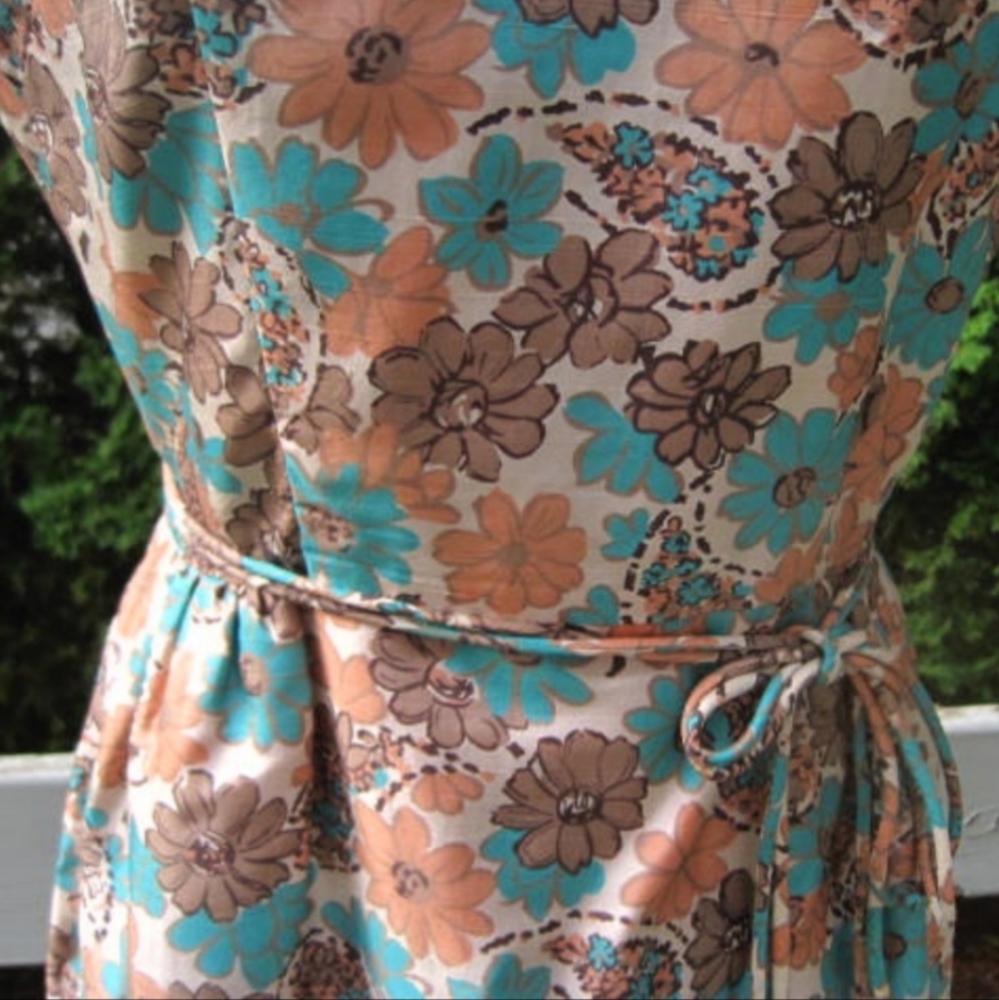 One of a kind Mid late 50's vintage Madmen dress - Picture 5 of 12